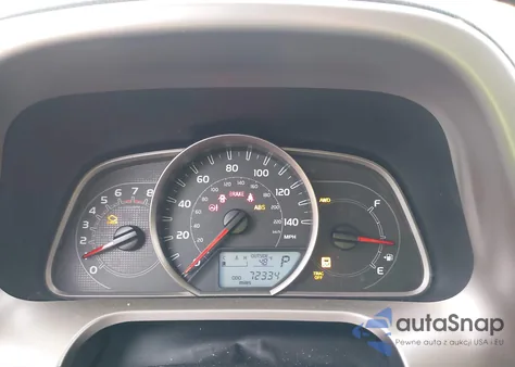 2015 Toyota Rav4 Xle z USA, uszkodzony, nr VIN JTMRFREV9FD155159